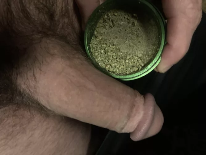 Weed [m]akes me more shower than grower for some reason by jobu378