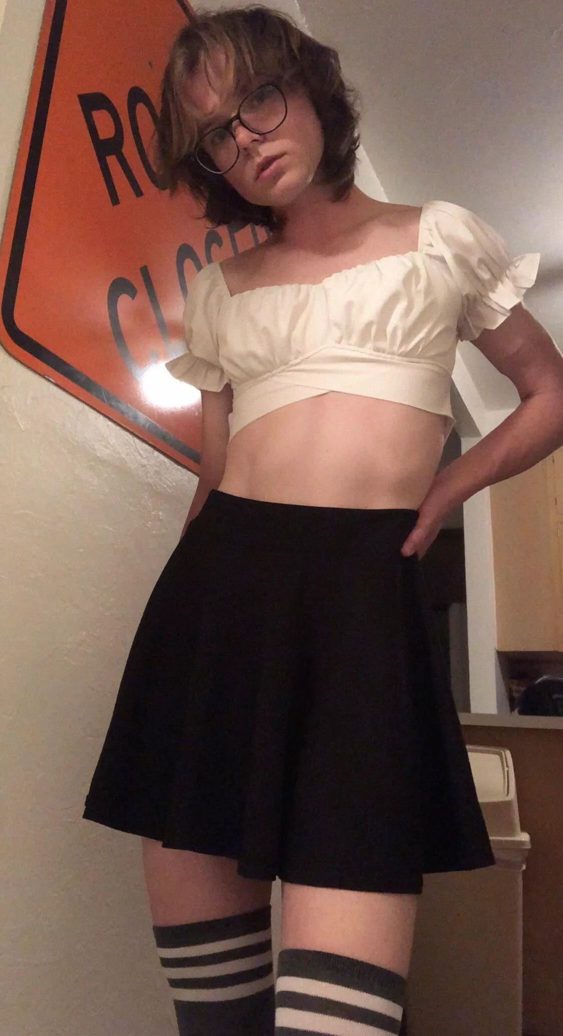 Weekend is here 😚 I can finally dress up! posted by itibitib