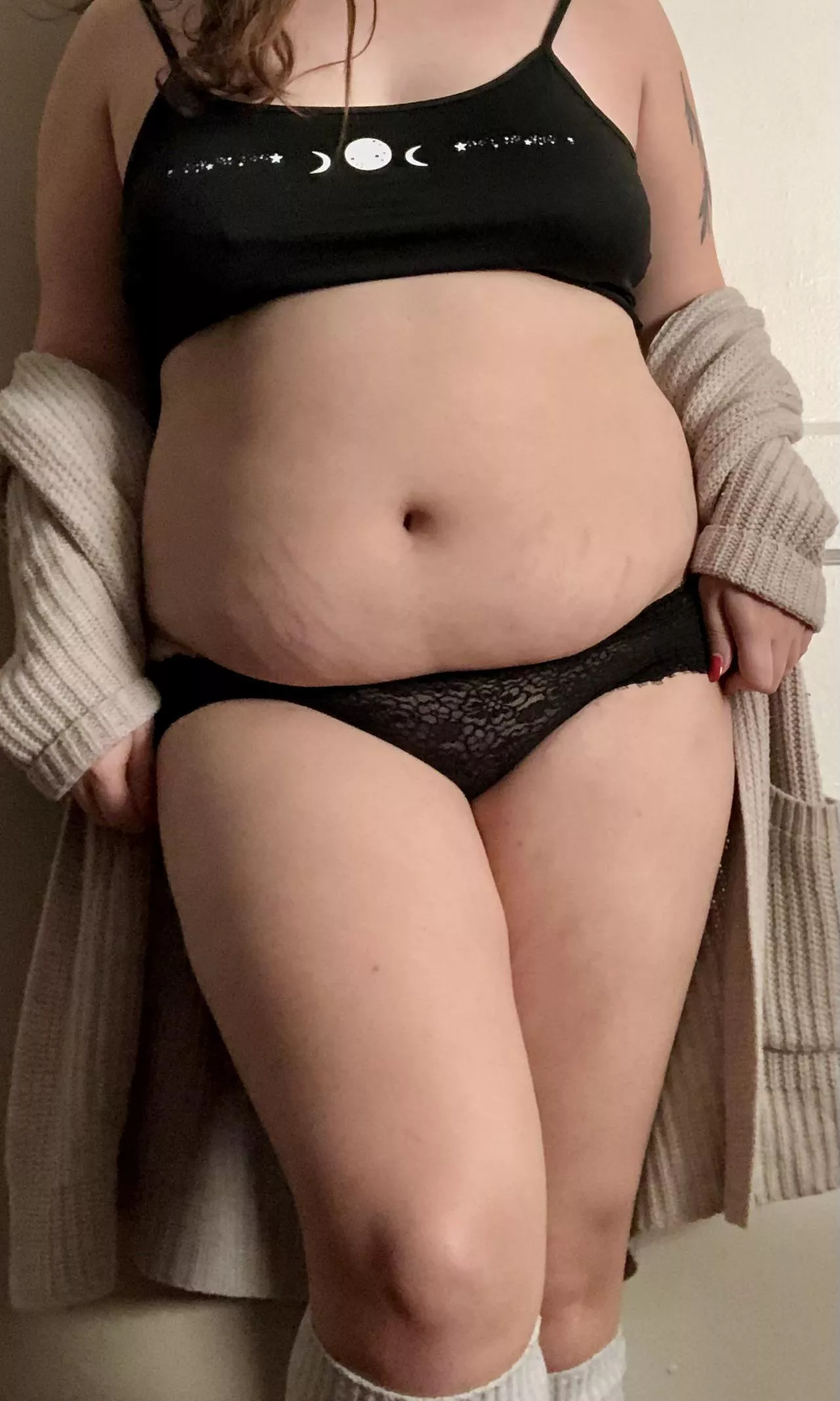 Weekend lounge wear posted by VioletWalden