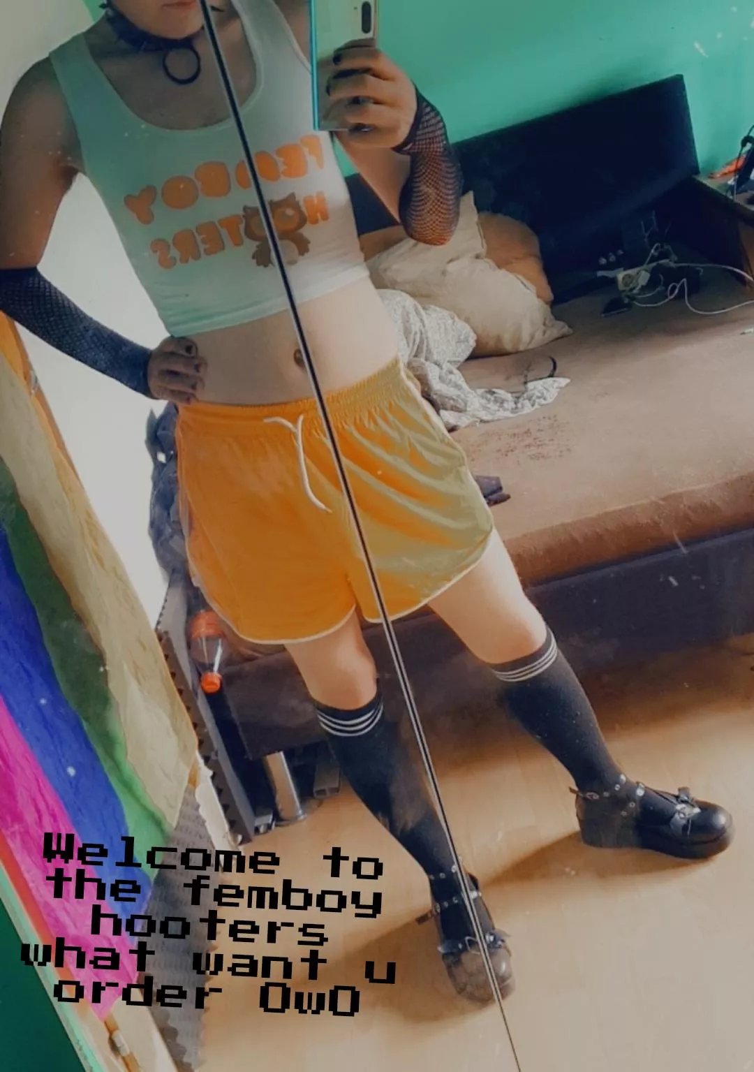 Welcome to the Femboy hooters what want you order UwU posted by Femboy_UwU_uWu