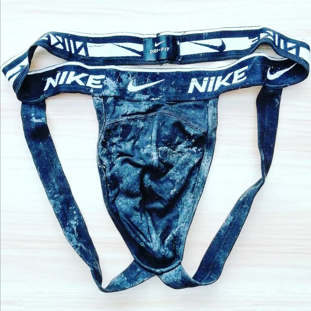 well used jocks🥛 any cum sluts want a sniff👃 posted by [deleted]