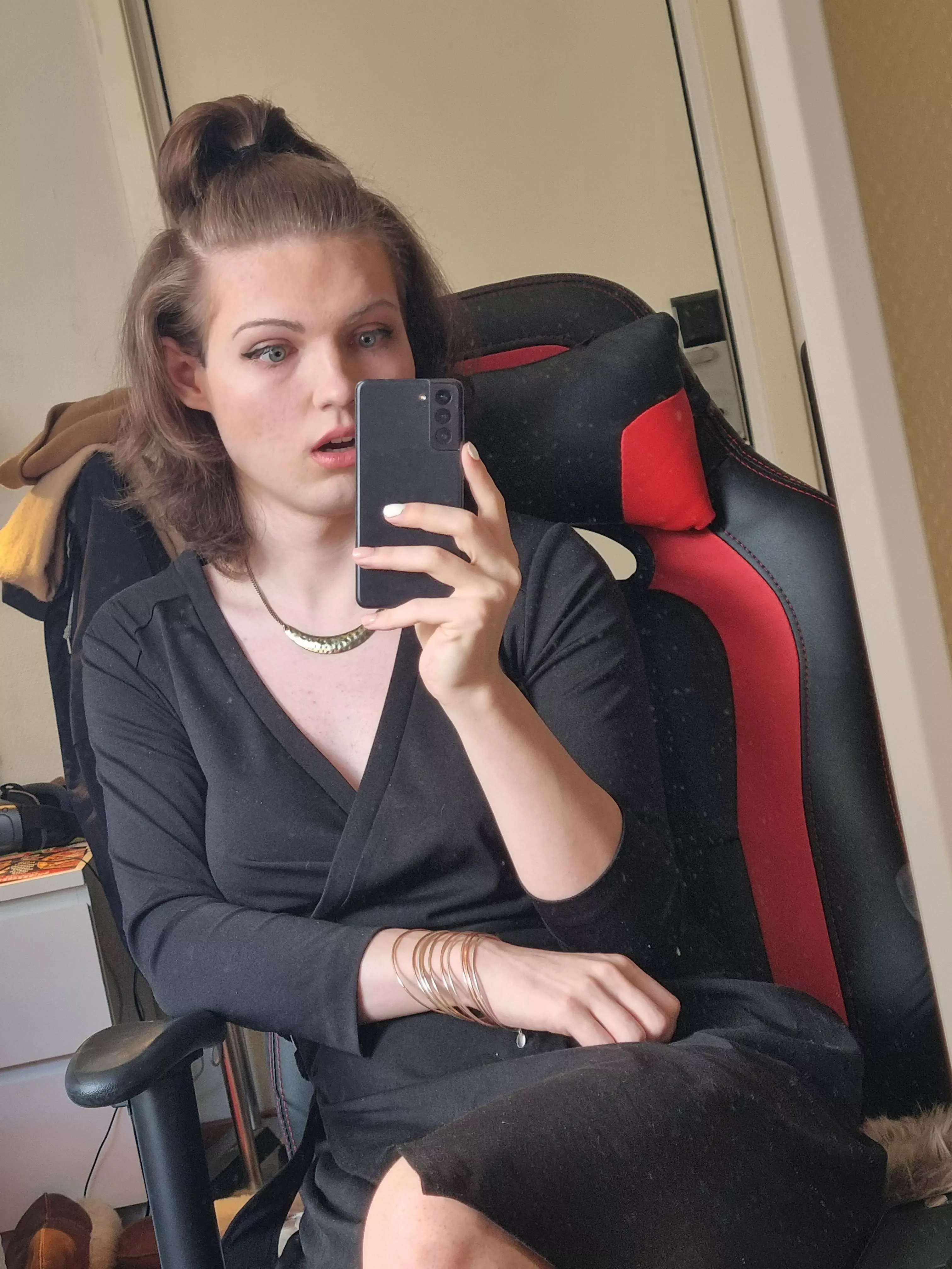 Well would you look at that! It's Friday already! posted by ChiliChips