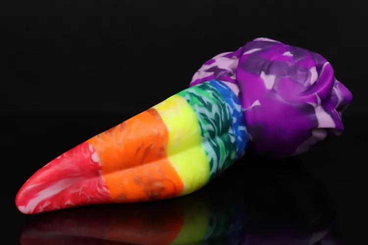 Went in with zero expectations, found my dream model in a gorgeous pour 🌈 by nsfwthrowfemale666