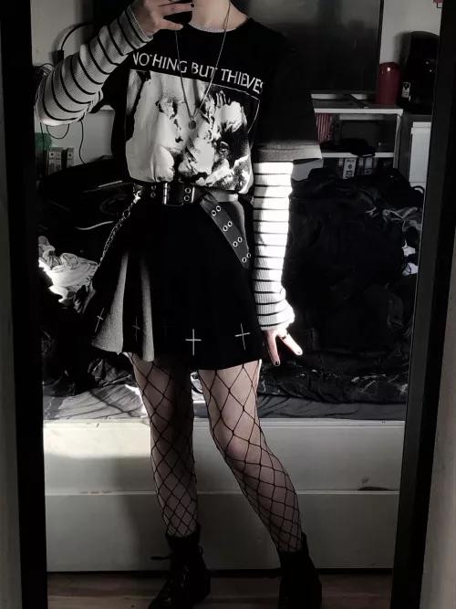 Went to a concert the other day and got this shirt there, thought it would make a cute outfit with with this skirt 🖤 by MidNovelty