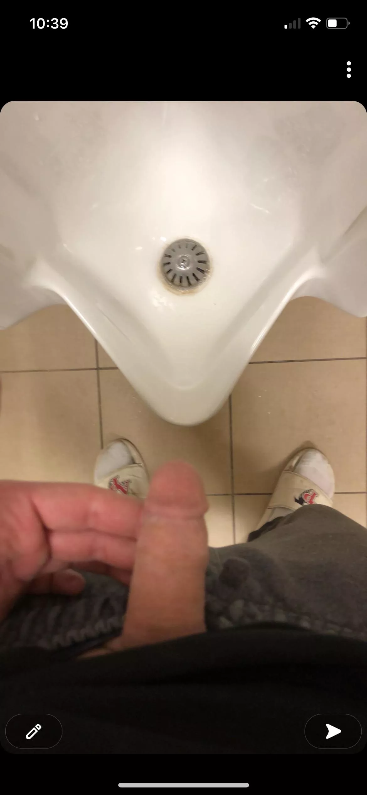 Went to bathroom in school just to take a softy pic😉🥵 posted by Big_daddy_25