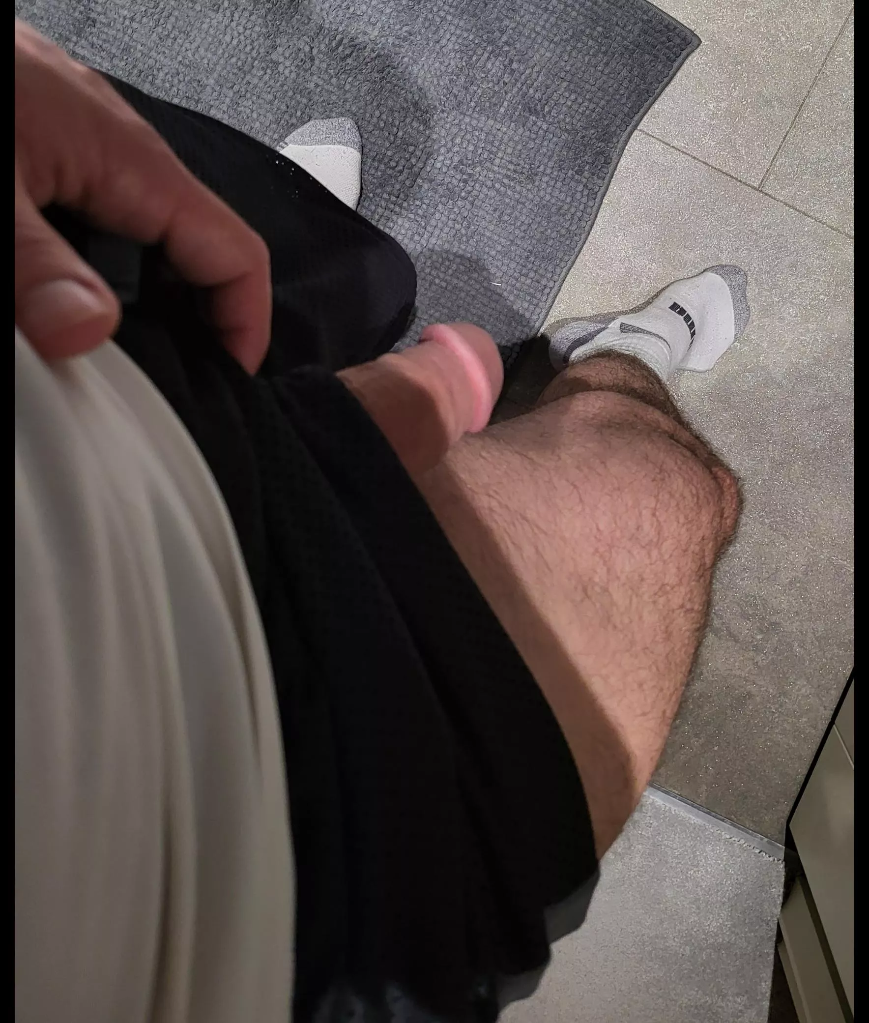 Went to the gym, it was leg day. See? posted by DMG512
