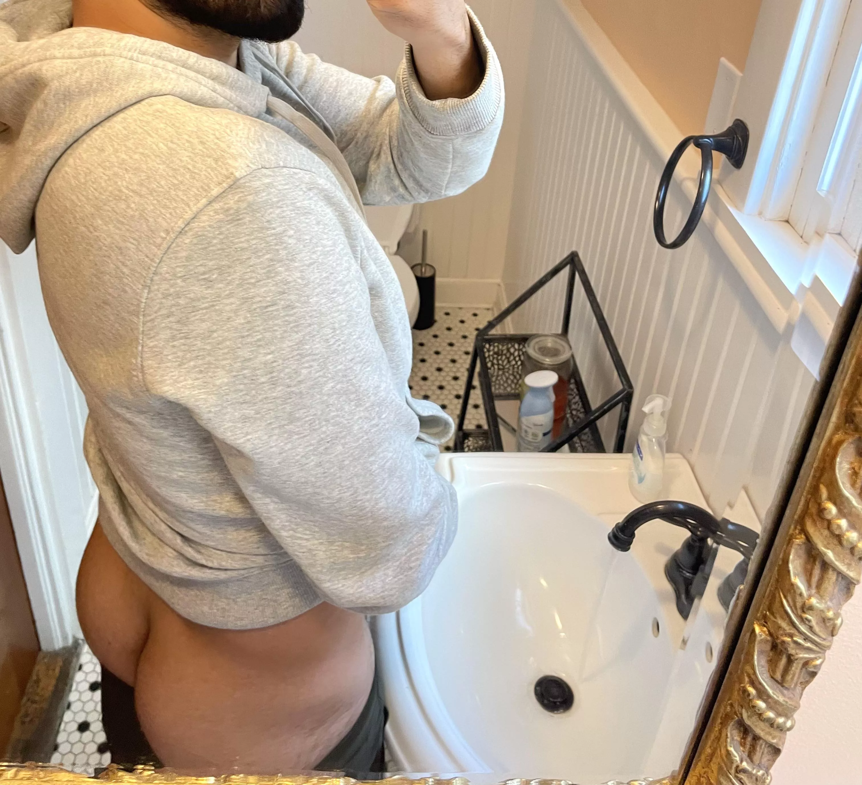 went with the smoother look for st pattys 🍀 posted by Confused_1994