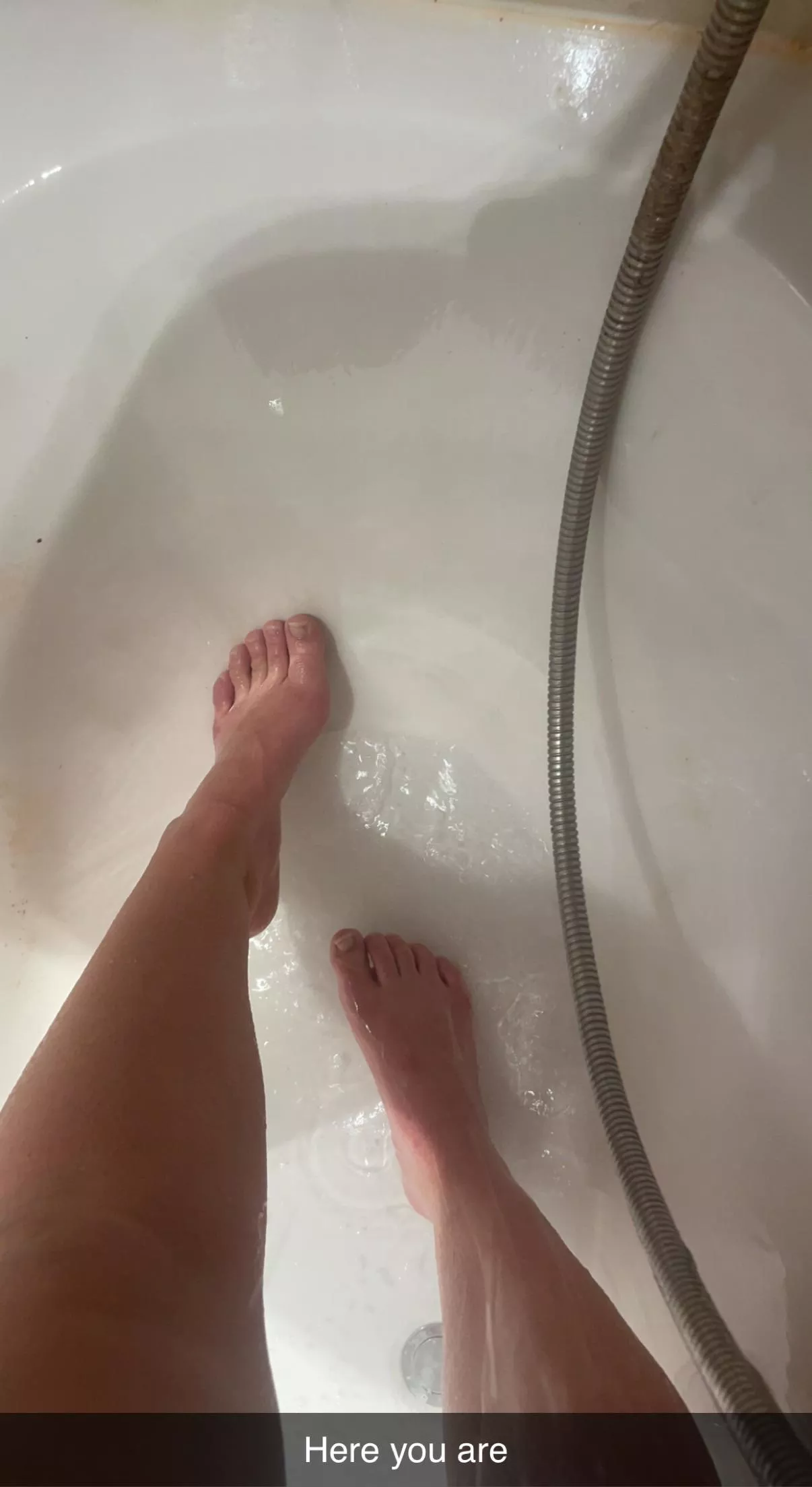 Wet feet 😜😍 posted by helend997