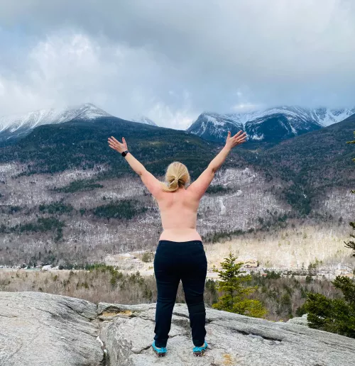 What a wild adventure! So many people down there... by Funlife4us