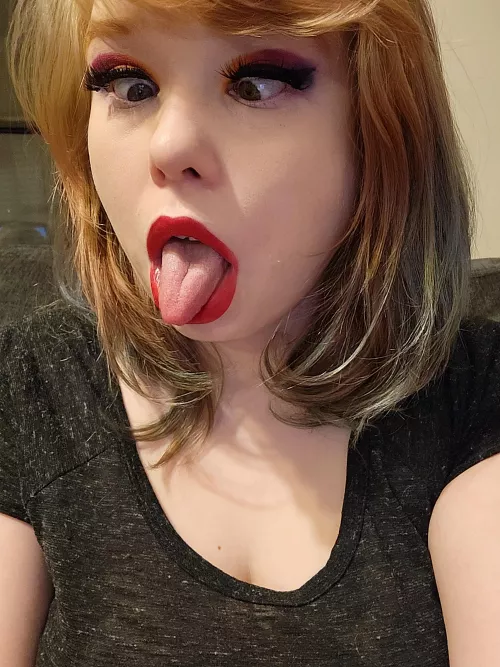 What are you doing to make me make this face 😘 by TessaStone