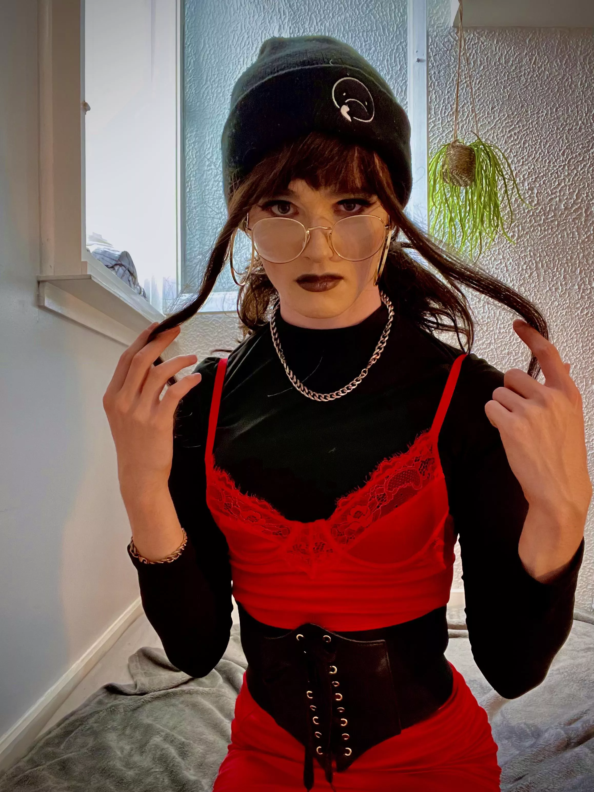 What are you looking at? 🥀 posted by ShakeSomeCake