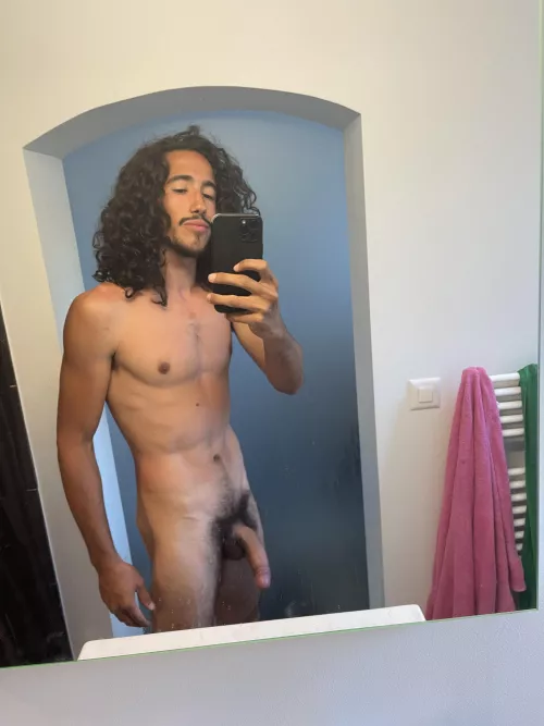 What are your thoughts ? 👀 by Jealous-Reporter-45