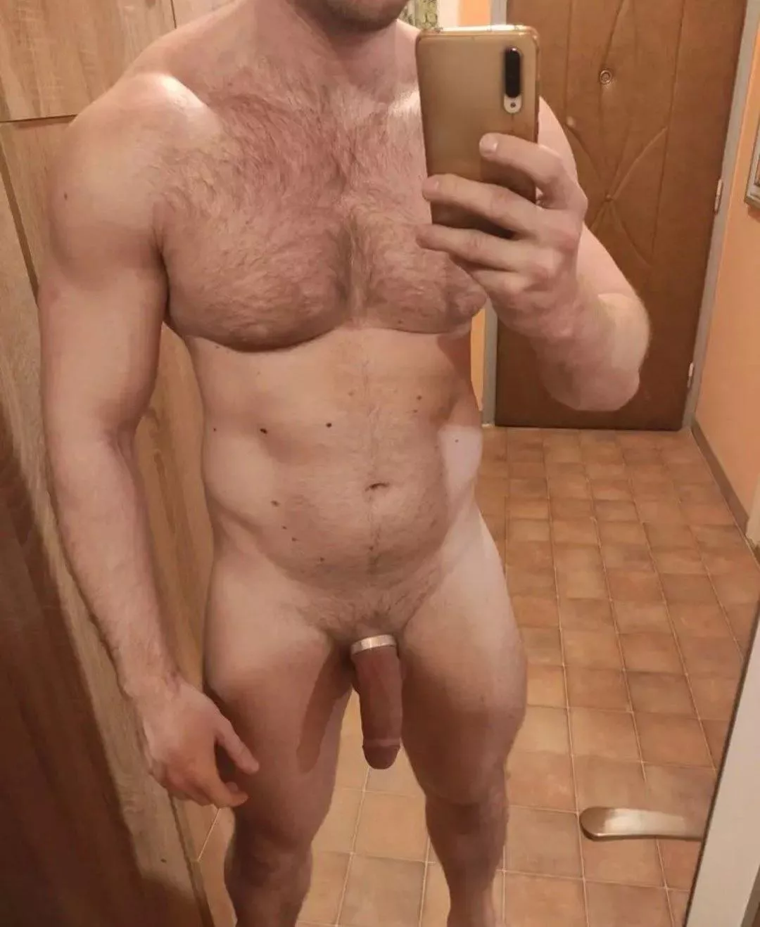 What chances would a hung lad stand of taming you? 💪🍆 posted by daddyd010
