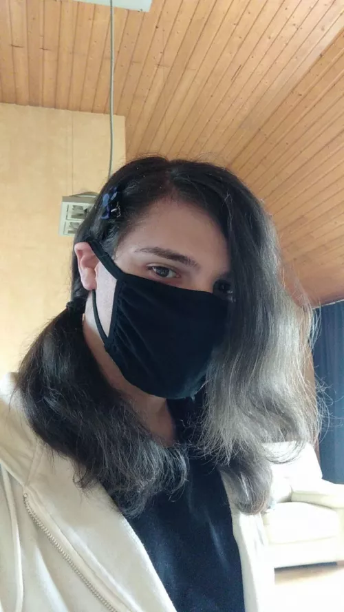 what could i do to look more fem? am i cute enough? :3 by xRaska