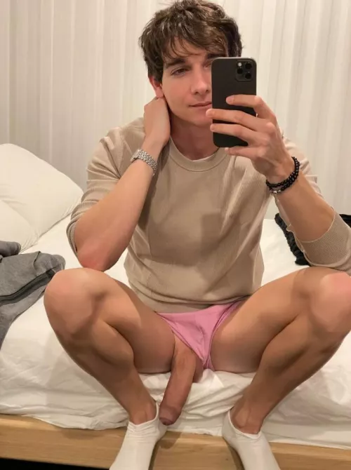 what do u like the most in this pic?? hmu by dannyd45_