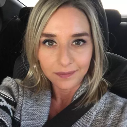 What do u think my mom likes? by JC203040