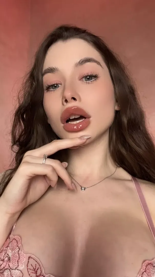 What do you fantasize about when you touch yourself? posted by Appleeviee