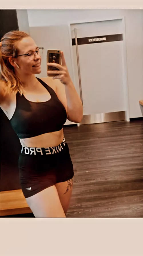 What do you think? 🔥😈 by __niciisancz_