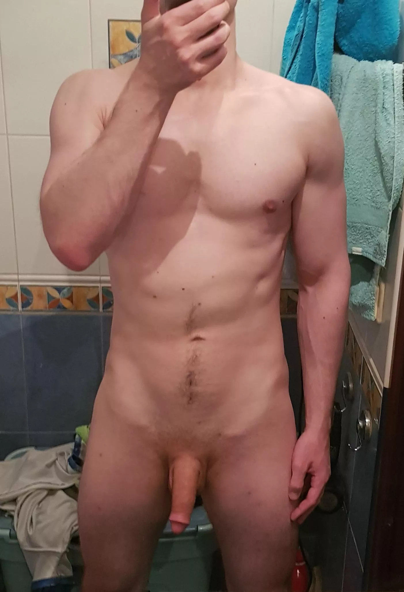 what do you think about my body and my soft cock? (male; 25 y.o; 182 cms; 78 kgs) posted by fitzheim