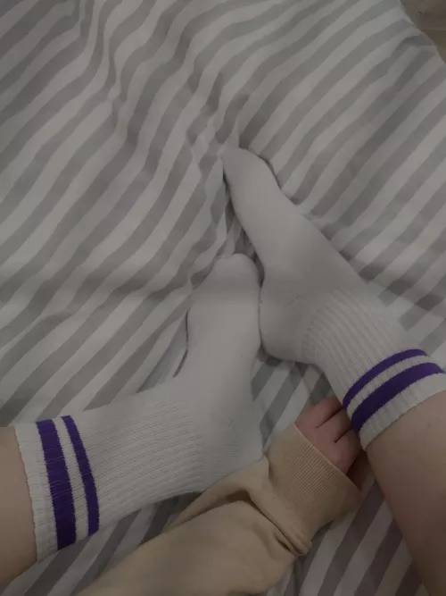 What do you think about my new socks? 🥰 by mineymari