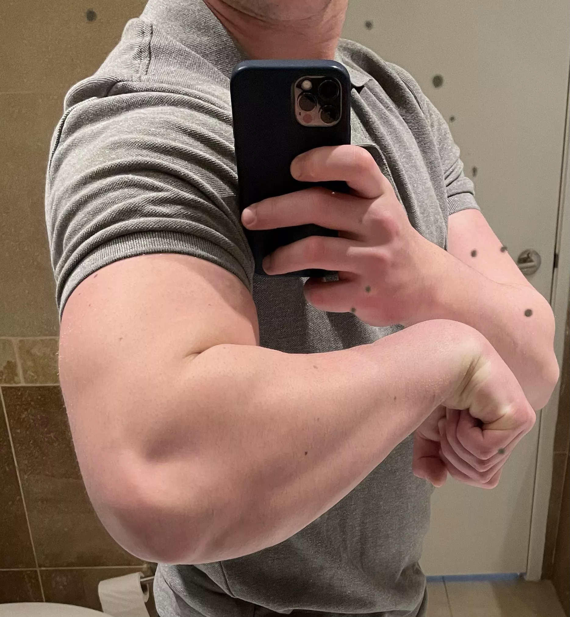 What do you think?, Ik they’re not that vascular but I think they’re alright! posted by Tough_Solution_2305