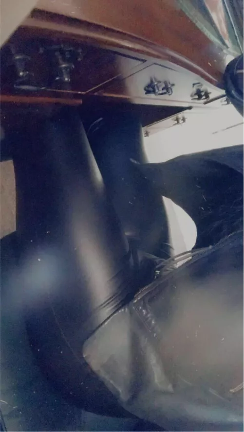 What do you think of my legs by sissybella1xx