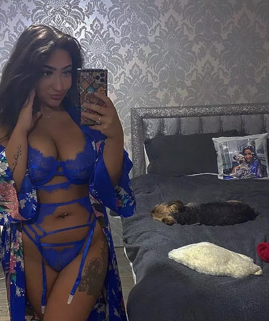 What do you think of this outfit 🧿 posted by Shan_swings