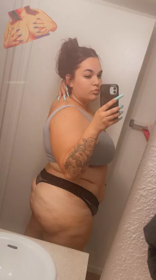 What I look like 10 hours of working at home lol by sofieebabyy