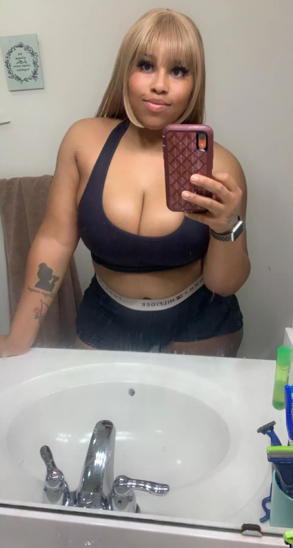 What I love going to sleep in posted by LatinaNinaa