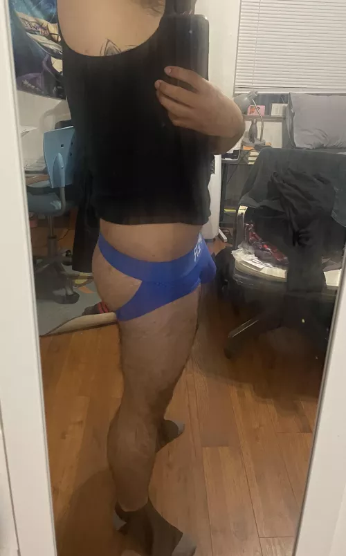 What if I told you my bf nutted in me 5 min before I took the photo. Gotta love his cum 👅 by LemursgoWild