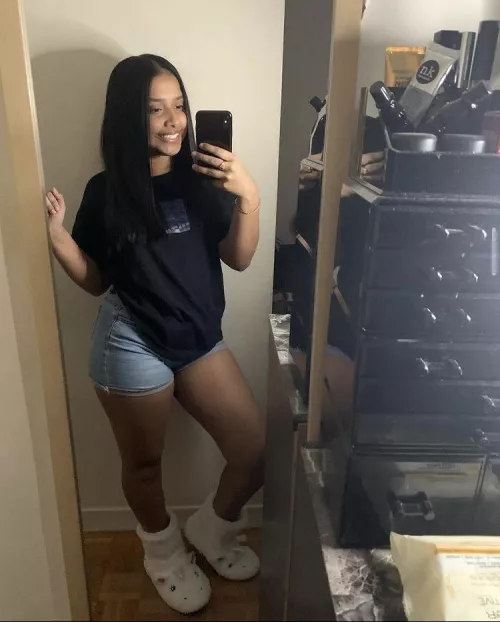 What if I was the neighbor next door ?? by YurixSimpx