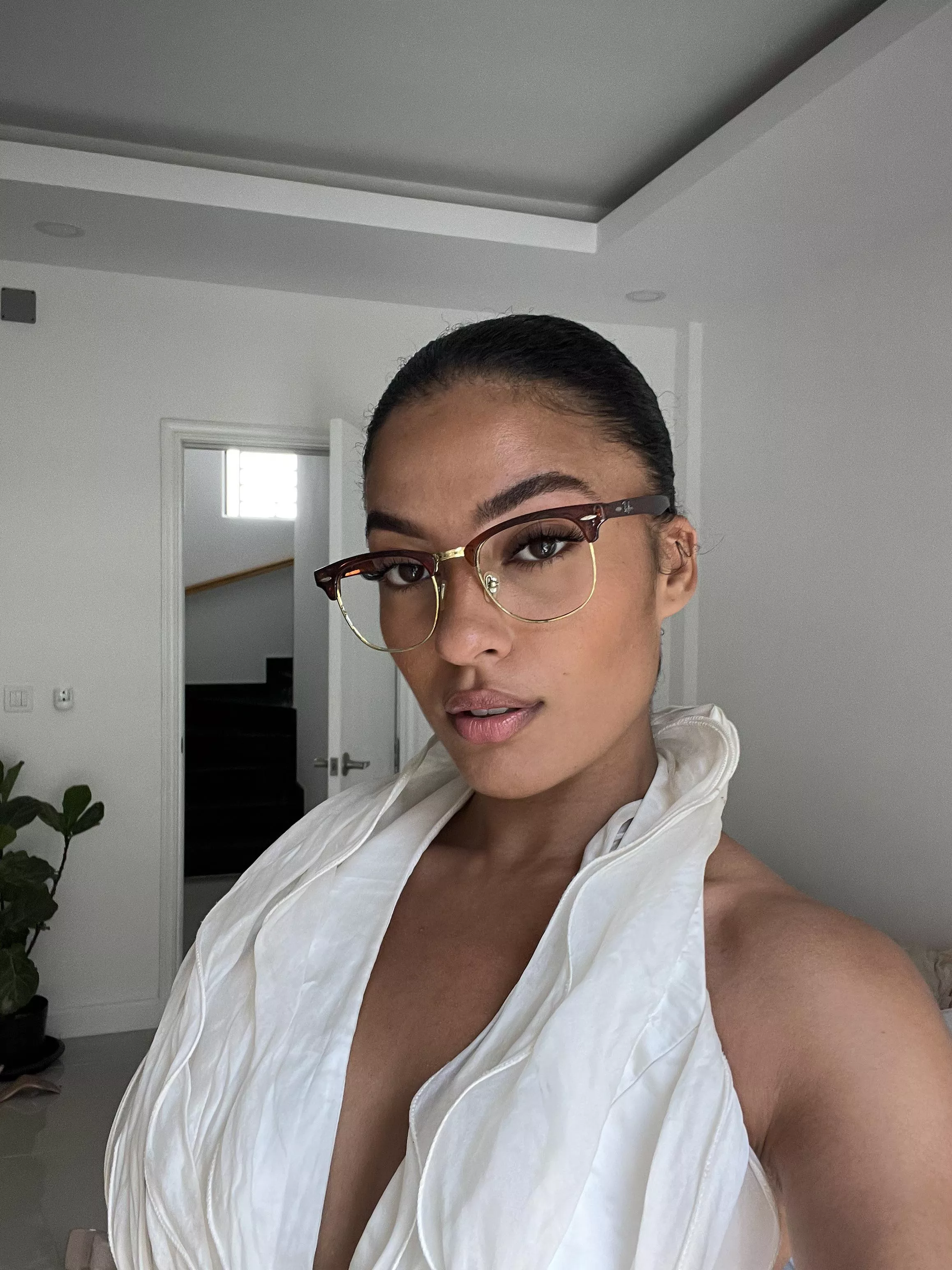 What is your favorite position ? 🤓 posted by giirlnextdoor