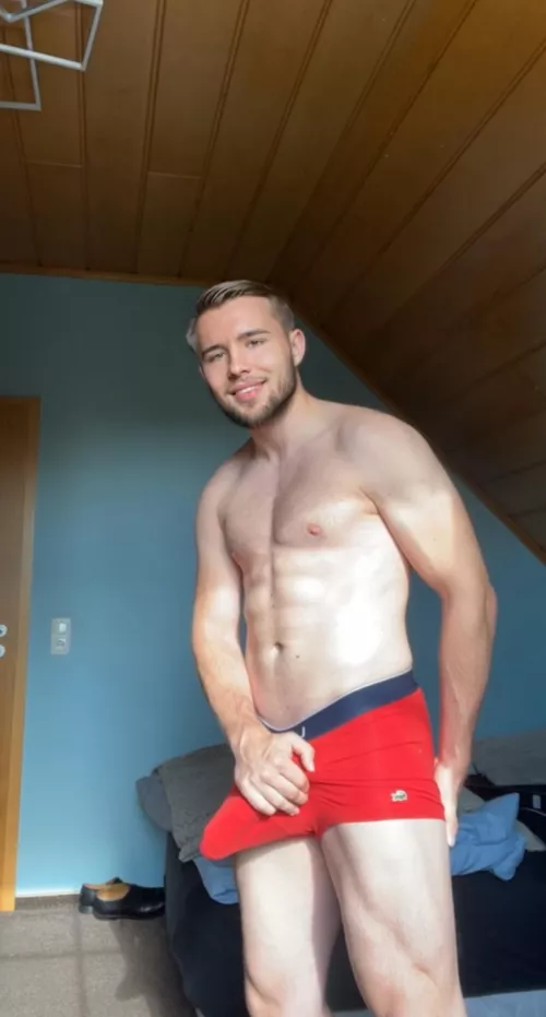 What type of gayme can we play by blondboyjan