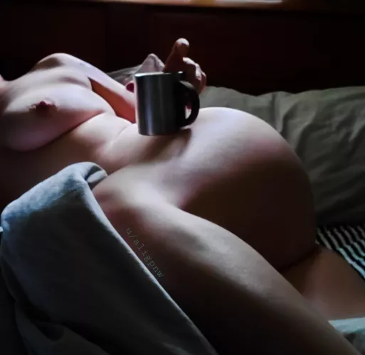 What we do in the shadows by aligpnw