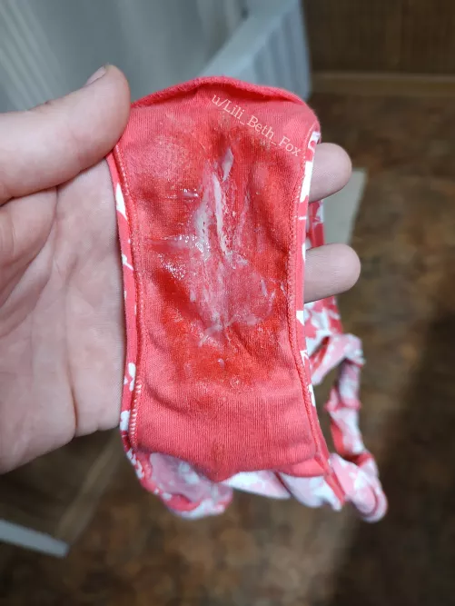 What would you do with these, gents? [OC] by Lili_Beth_Fox