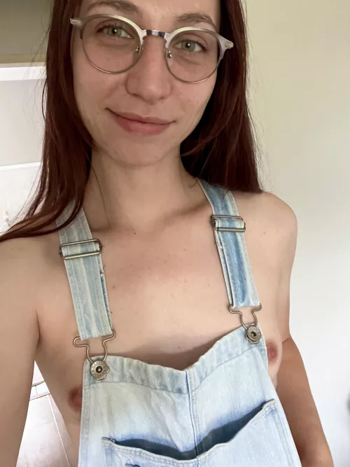 What would you say if you saw me like this in your local hardware store? 🥺😇 by Monthain007