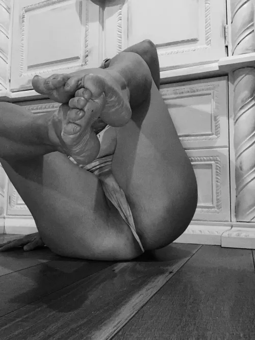 What would you wrap my feet around by ladystormykate