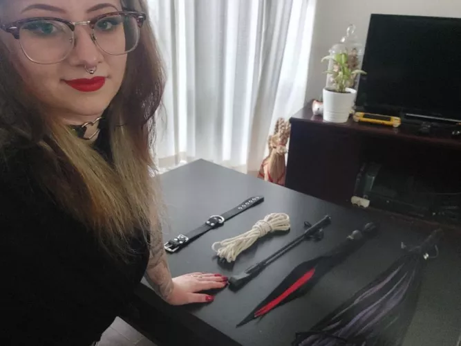 what? you think a girl like me would invite you over for sex. oh no. nit in your wildest dreams. [domme] by Bhartbunny