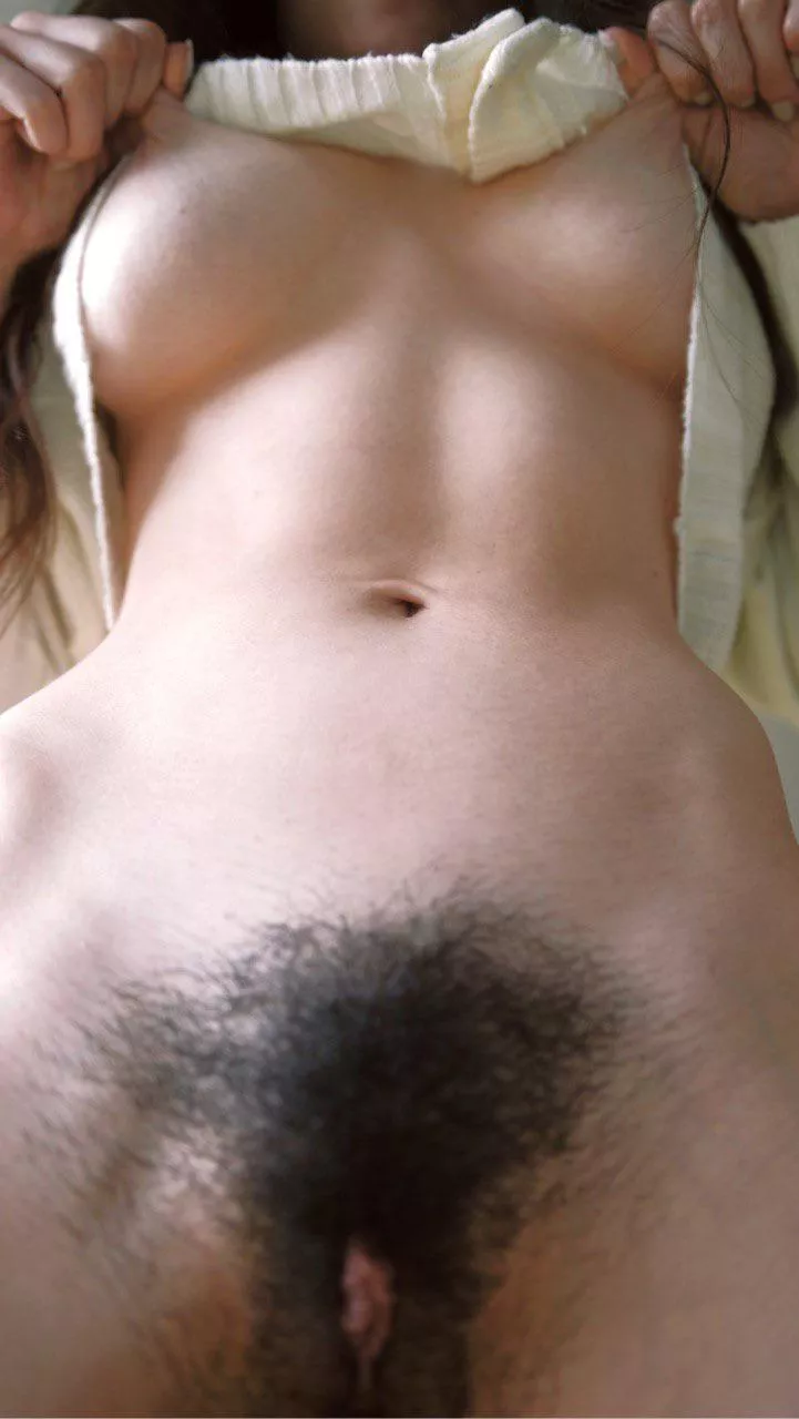 What you to lick me from my neck to this bush👅 posted by 9fruitsforbats6