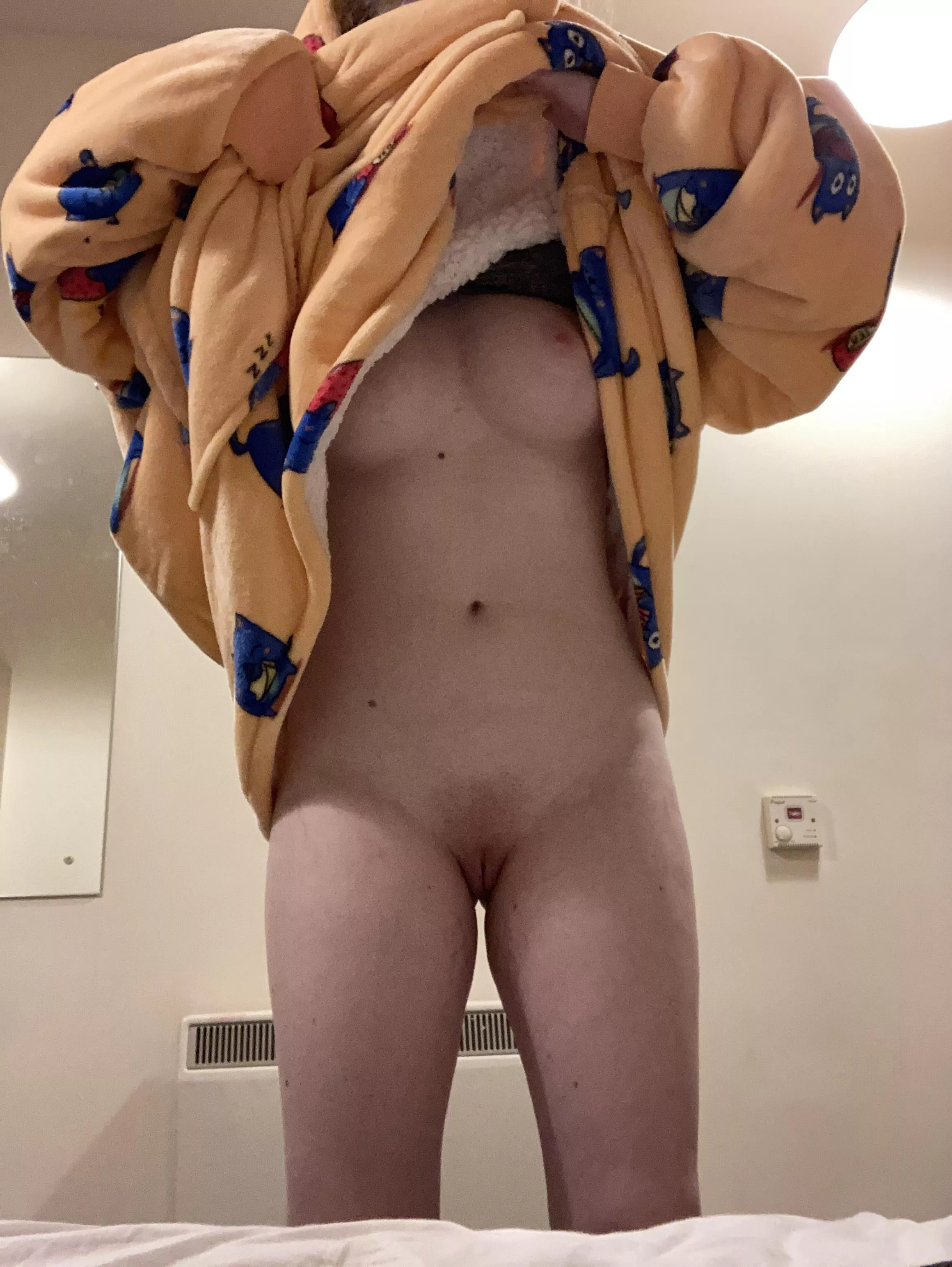 what’s actually hiding underneath those trendy oodies (f20) posted by phoebedpp