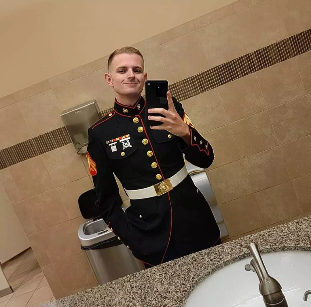 What’s everyone’s favorite game/console? :) posted by Adept-Success-2814