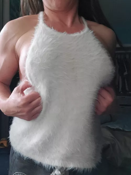 what's more distracting? by LittleandBigV