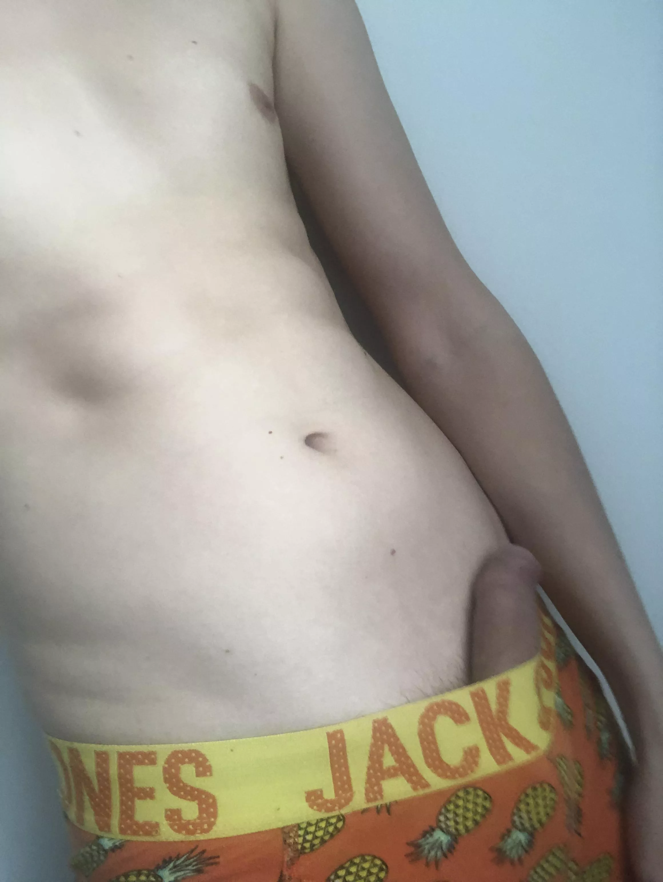 What’s that peeking? posted by Finnkky