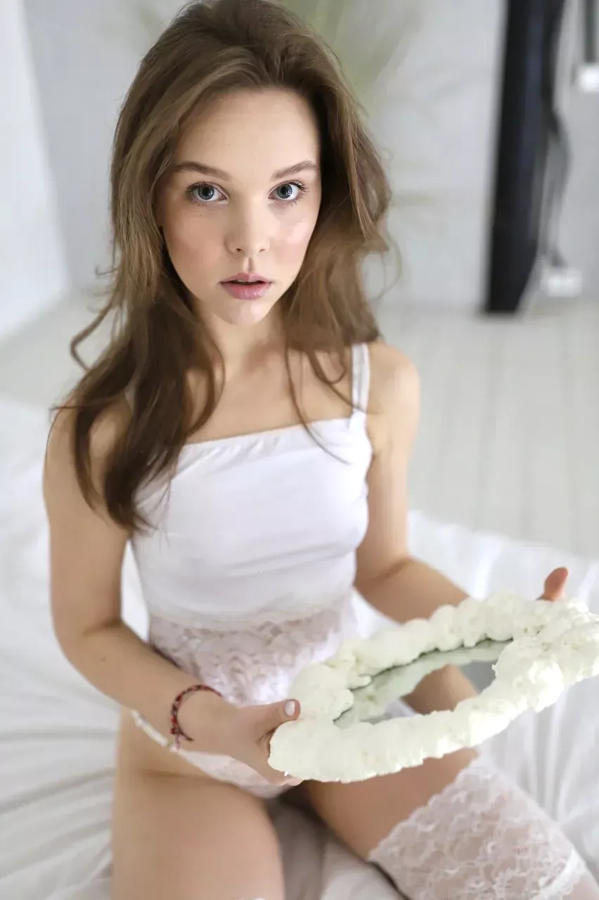 what’s the first thing you notice about me? posted by nilsrrrr