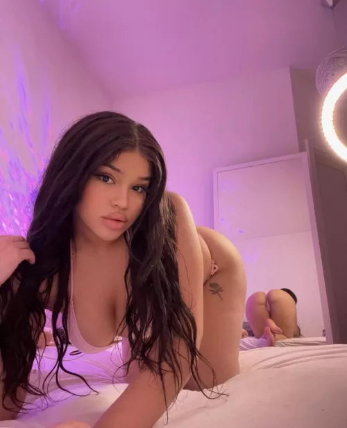 what’s the first thing you noticed? by megamindschild