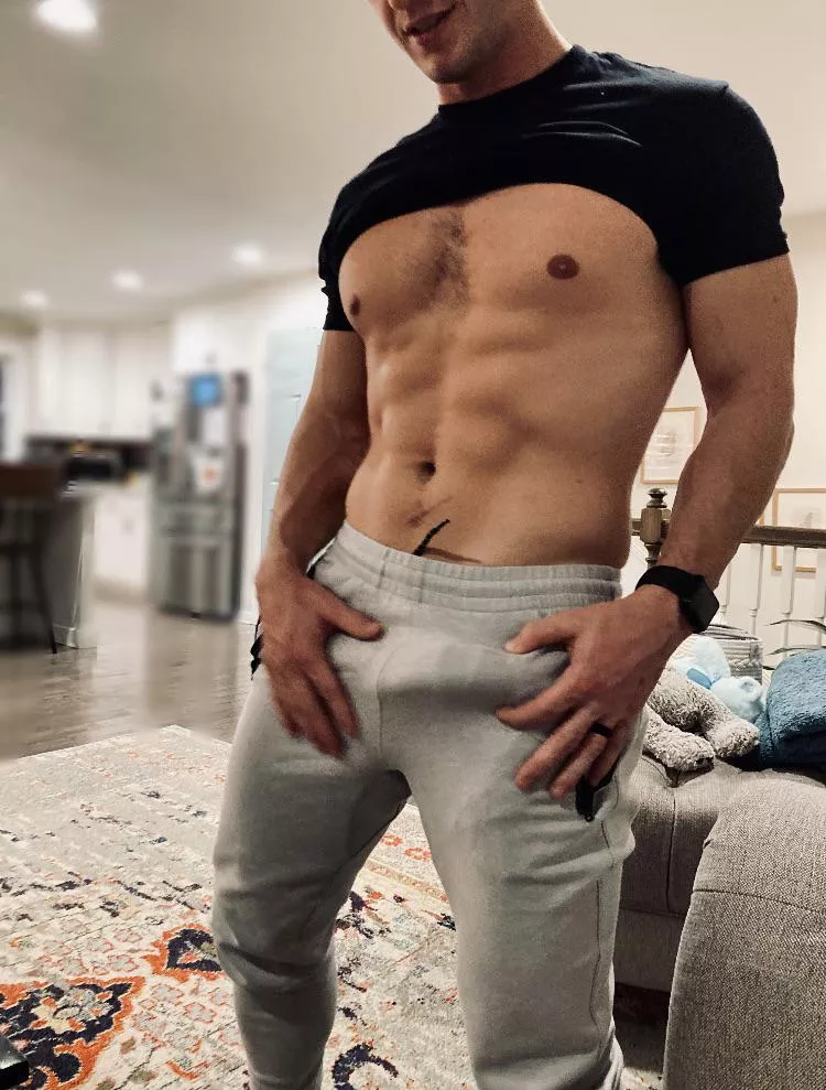What’s the opinion on grey sweats? posted by MuffinManOF