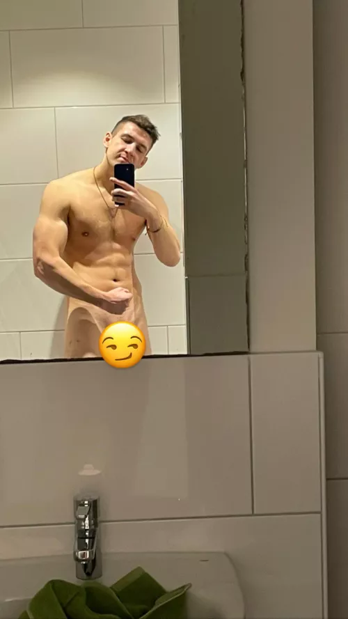 What’s up? by lio1919