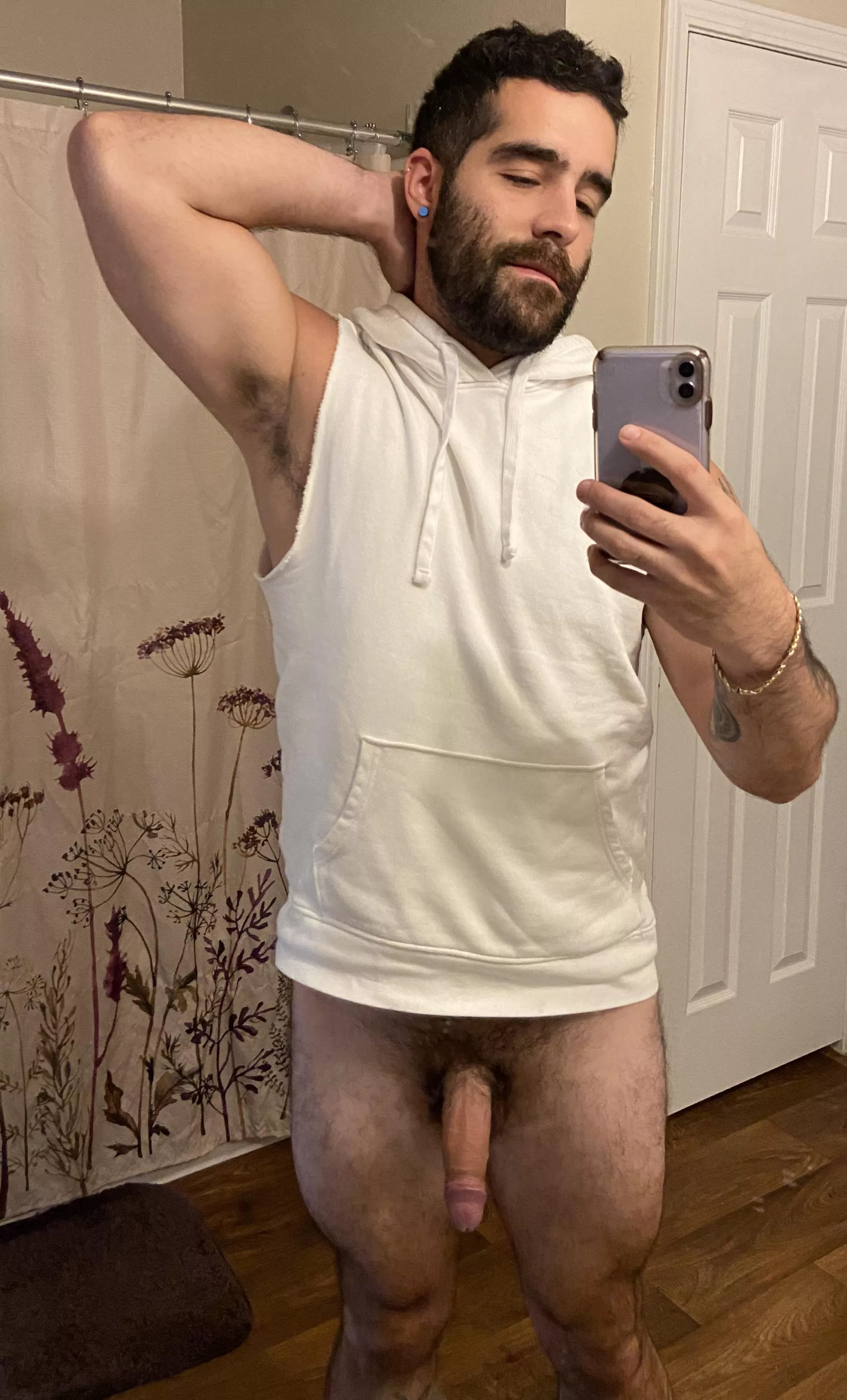 What’s up bros? [33] posted by morethanjustcock