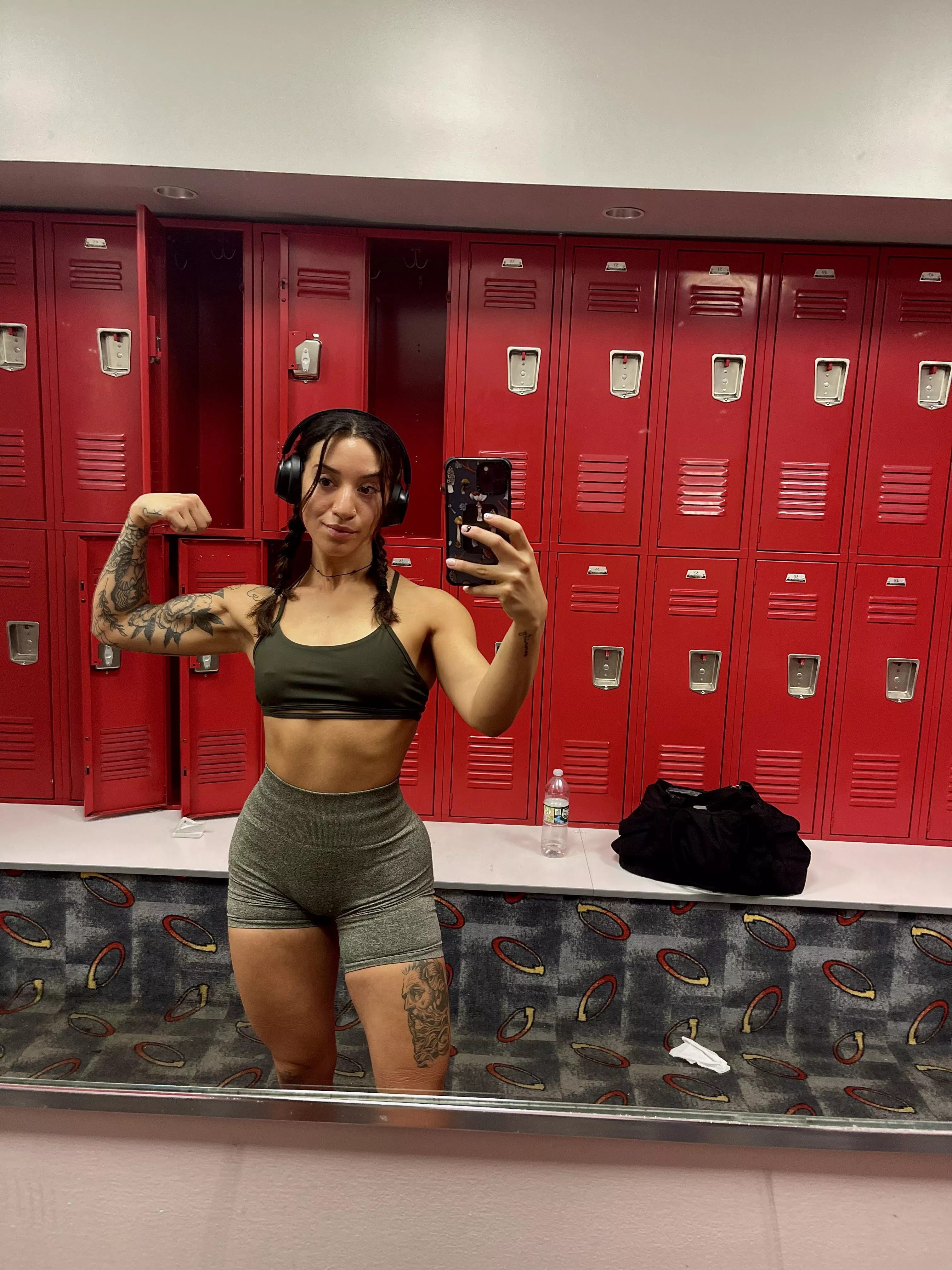 what’s up fit fam posted by planteaterliftchick