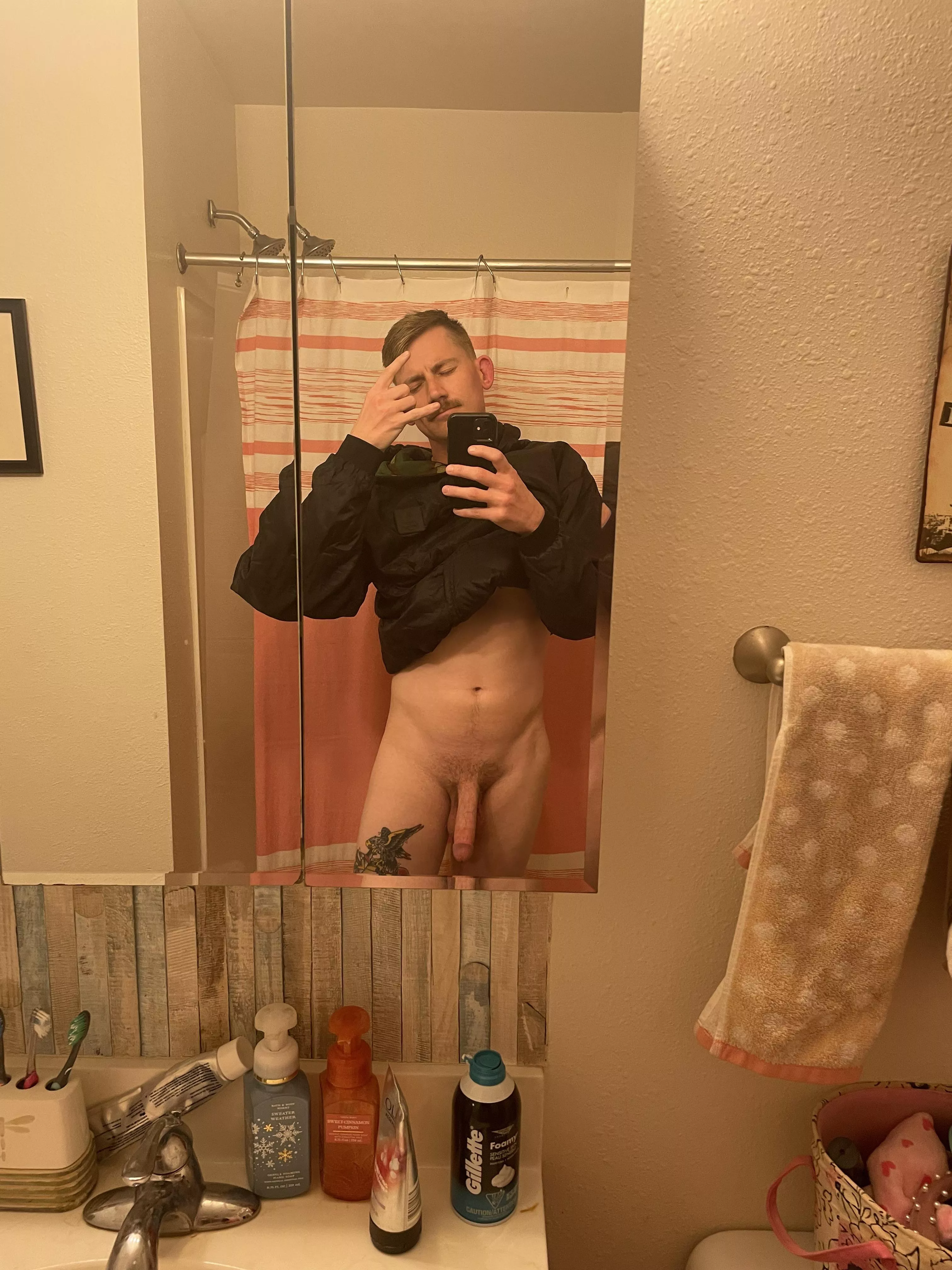 What’s up! Looking to chat. Hit me up! posted by Hidden_Ronin